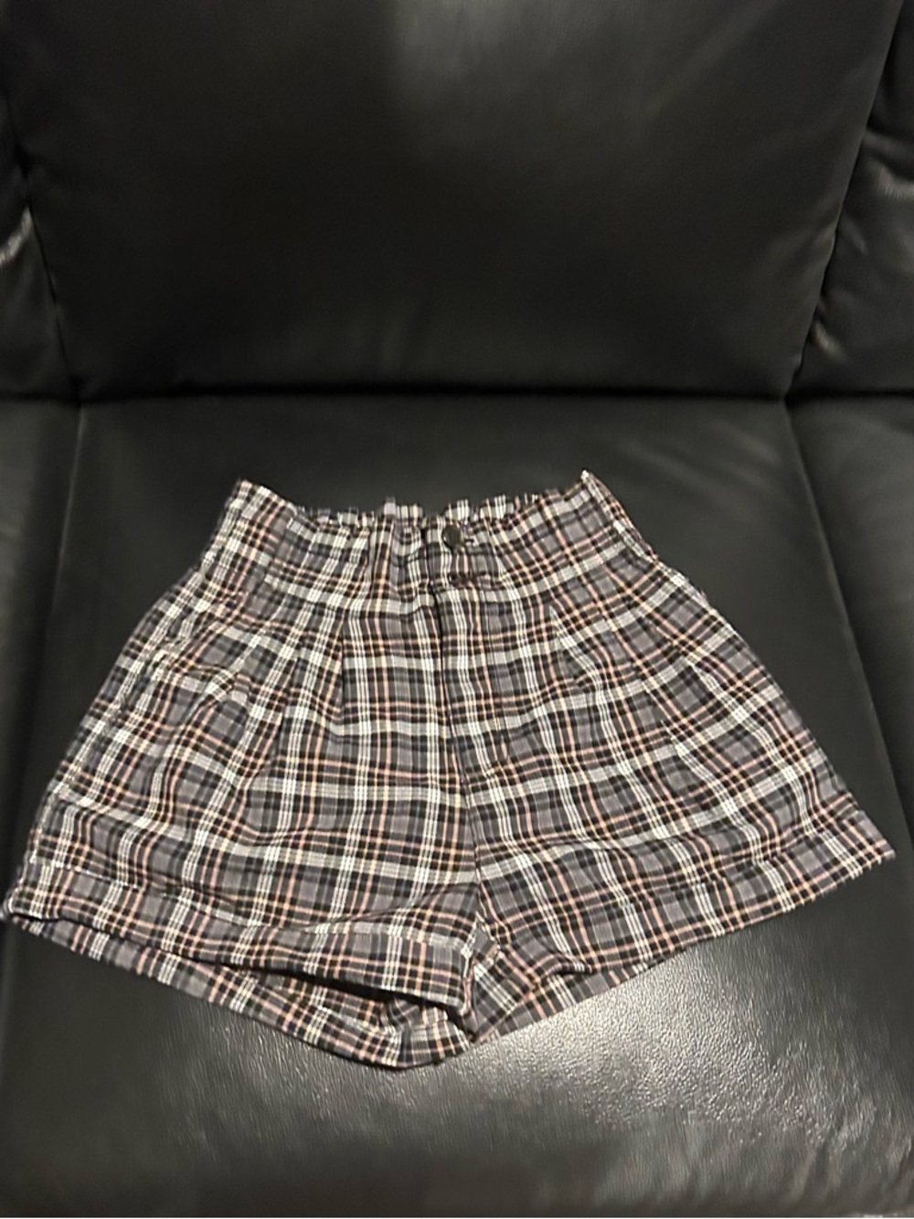 American Eagle Plaid black plaid elastic Waist Women’s Shorts
